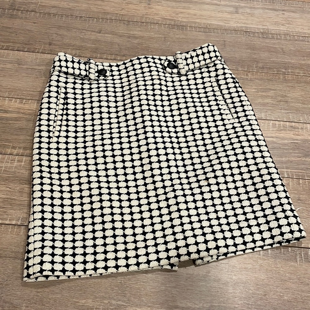 Banana Republic pencil lined skirt houndstooth-ish
